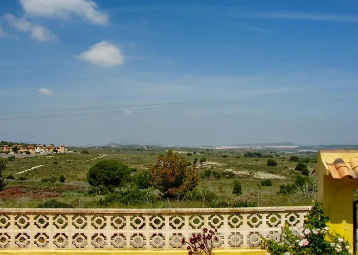 Villa Rosa Leona