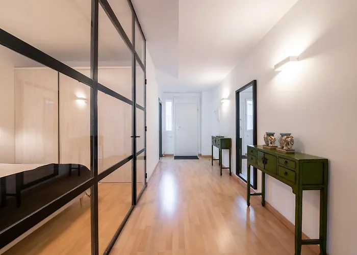Bright & Elegant Apartment Near La Moraleja