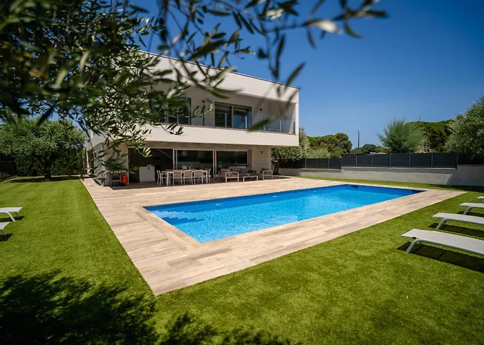 Modern Villa Olivera With Private Pool
