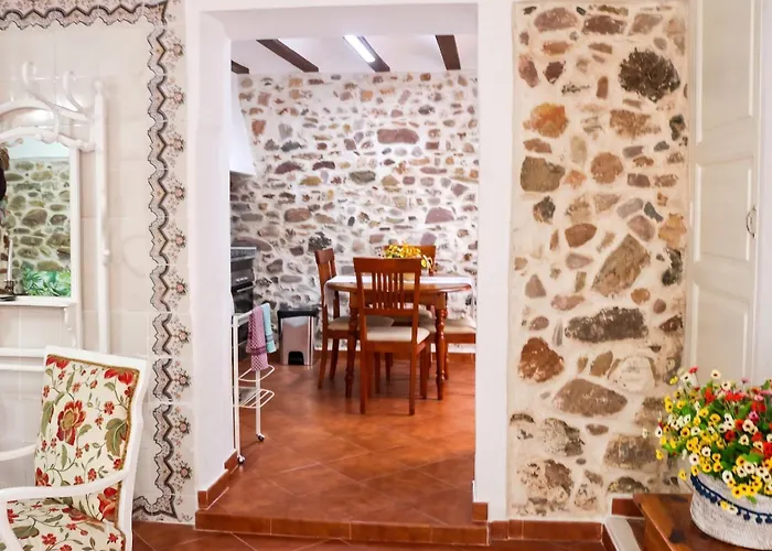 Charming House In Estivella Near Nature