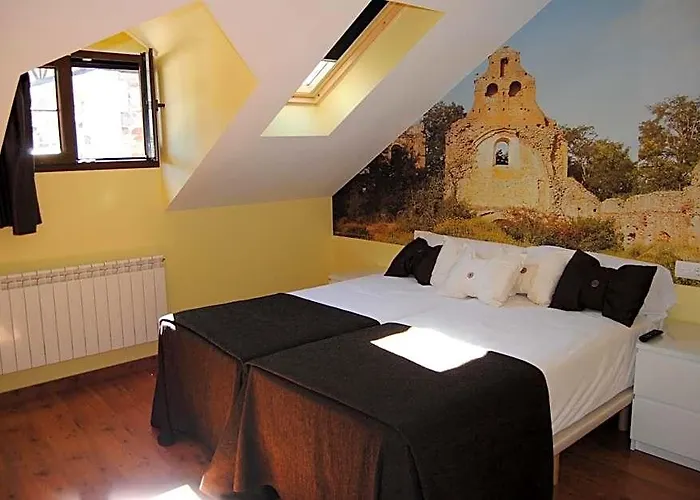 The Way Hostel Molinaseca -Grupo Rosa Azul