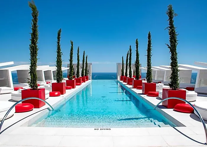 Leiro Suites At Higueron Hotel