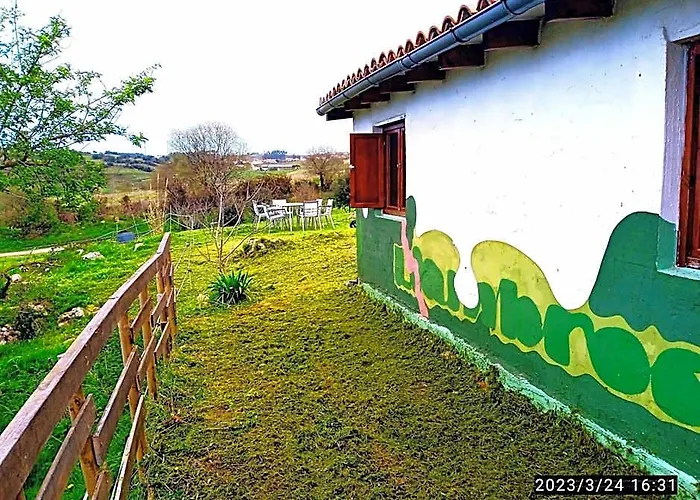 Surf House Gerra