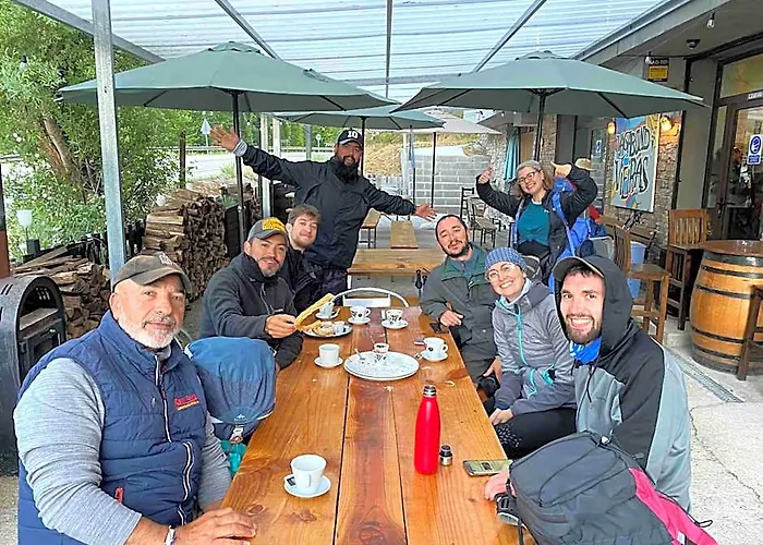 Vagabond Vieiras Beds & Communal Dinner Included Albergue Le-210