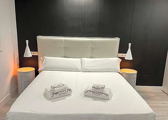 H. Pelayo Autocheck-In Suites Con Jacuzzi