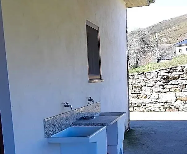 Albergue la escuela