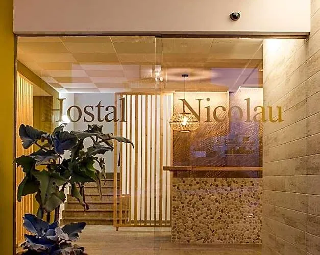 Hostal Residencia Nicolau San Antonio 