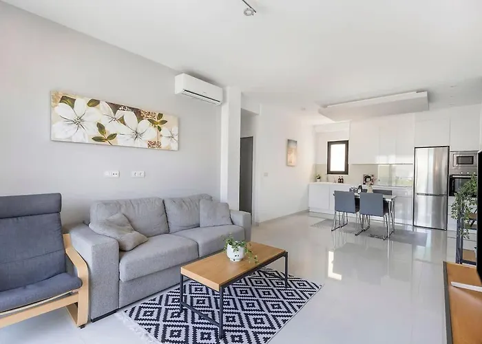2BD Coastal Gem with Pool&Terrace - Torre de la Horadada