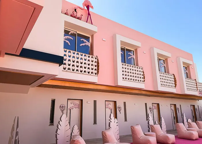 On Pink Motel