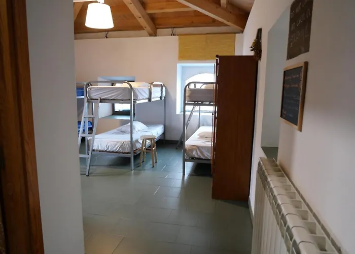 Albergue Municipal de peregrinos Pilgrim Hostel