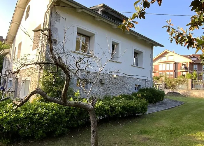 Casa con bosque en Cantabria