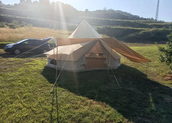 El Astial De Ezquerra - Camp