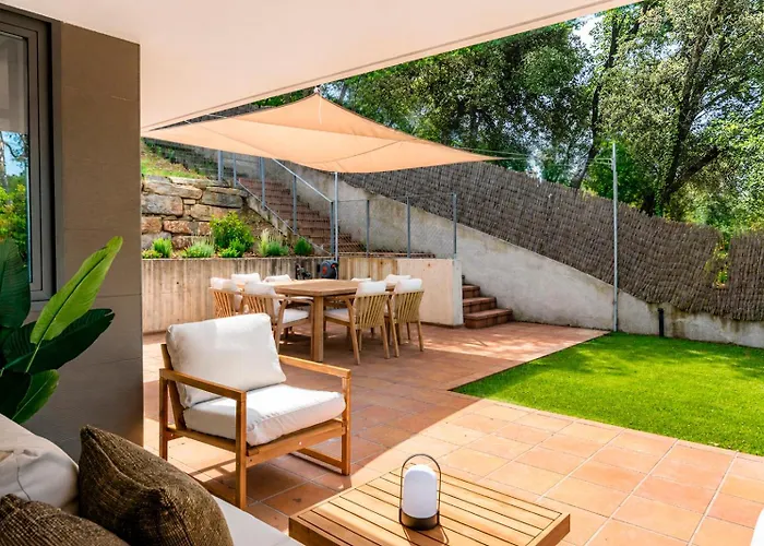 Forest Villa Barcelona - With Bbq And Outdoor Shower
