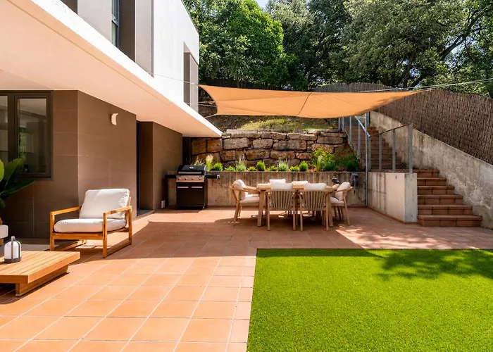 Forest Villa Barcelona - With Bbq And Outdoor Shower