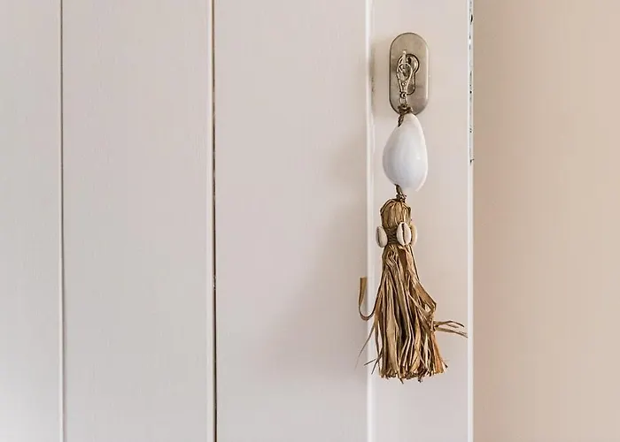Hostal Aljibe Boutique In The Heart Of Andalucia