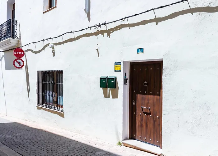 Almenara