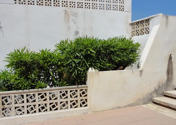 Spacious Apartment Right Next To Miramar Beach