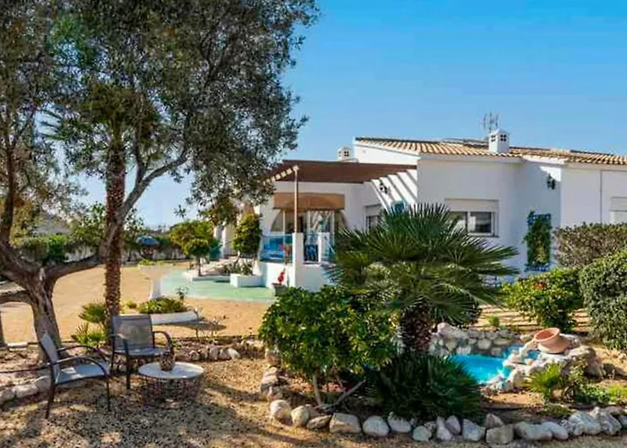 Costa Blanca Villa With Pool In Villajoyosa