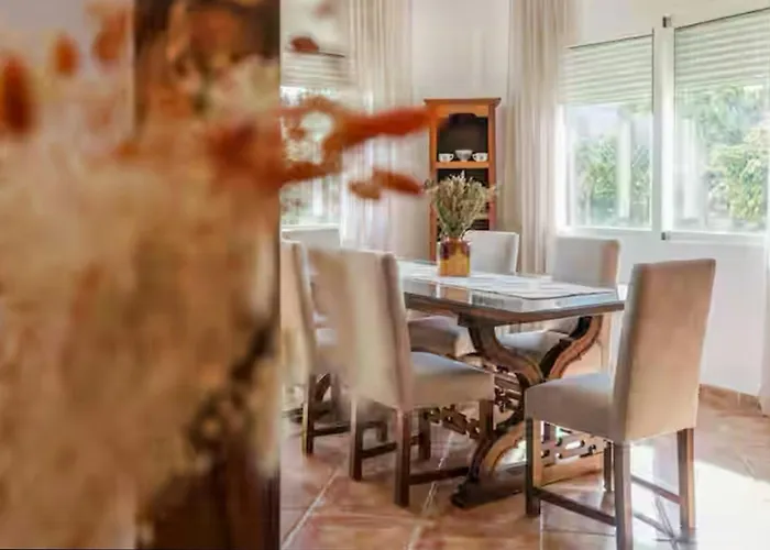 Costa Blanca Villa With Pool In Villajoyosa