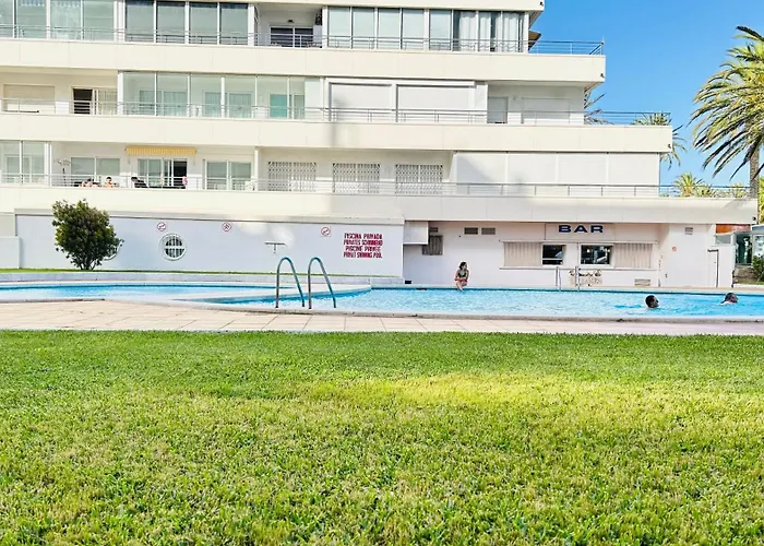 First Linear With Pool, 4 Person With See View And Private Parking