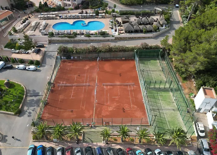 Invisa Hotel Club Cala Blanca