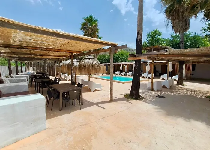 Fuente Del Lobo Glamping & Bungalows - Adults Only