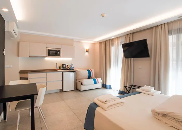 Posidonia Aparthotel