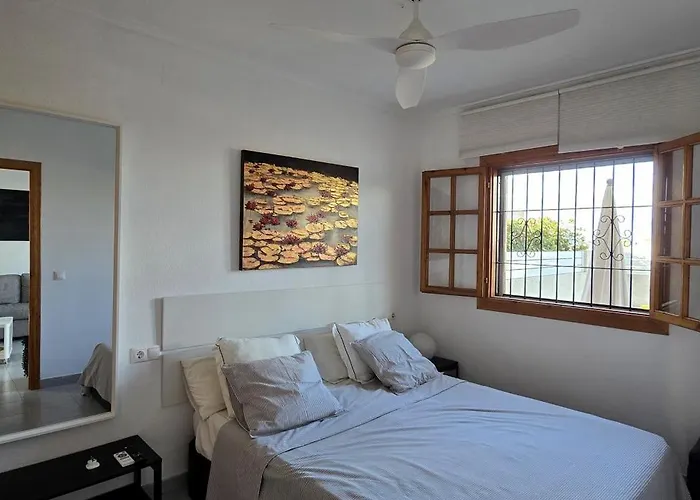 Casa Chloe, Alquiler Vacacional, Urbanizacion Privada