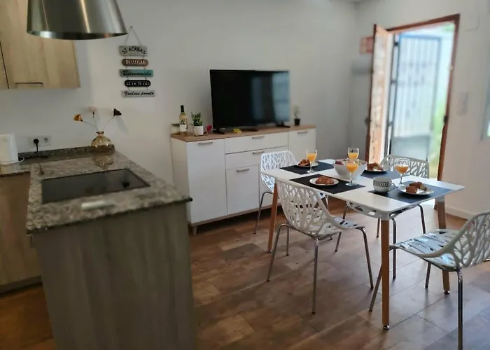 Casa Alex Torrevieja- Holiday House - Con Piscina Comunitaria