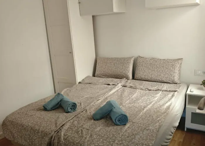 Casa Alex Torrevieja- Holiday House - con piscina comunitaria