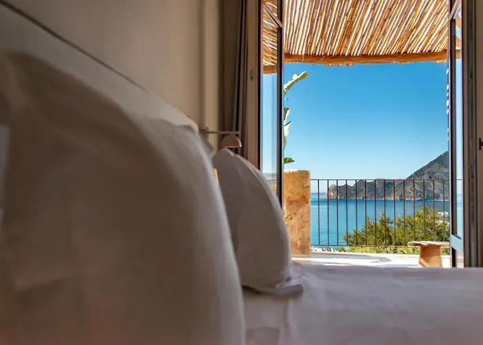 Santa Barbara By Santas Hotels