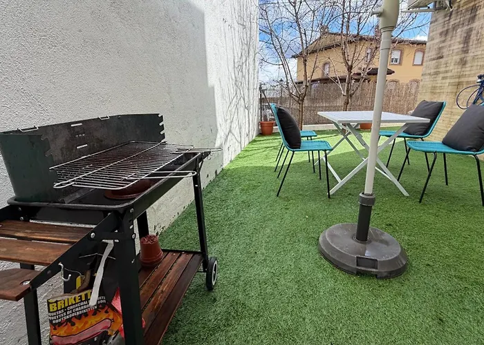 Chalet con Jacuzzi y Chimenea, FIBRA 600MBS