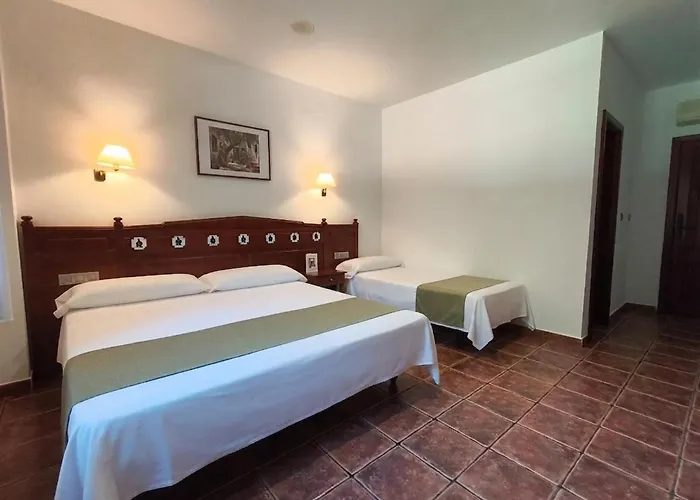 Hospedería Puerta los Cahorros