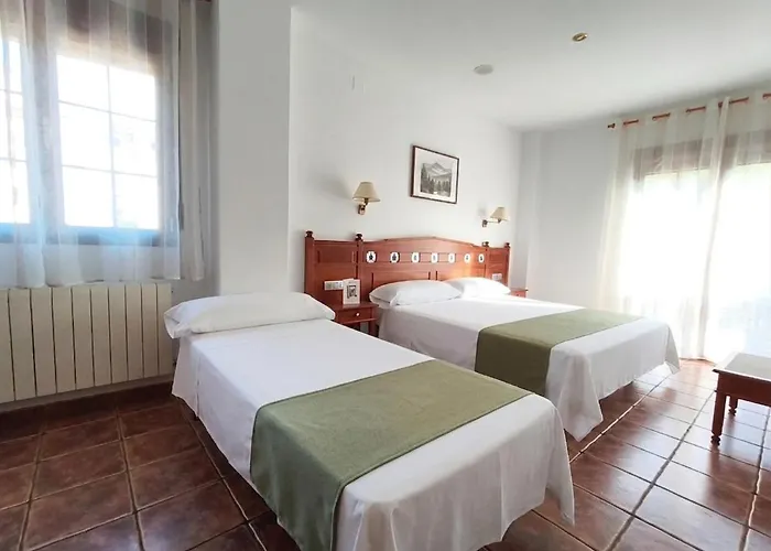 Hospedería Puerta los Cahorros