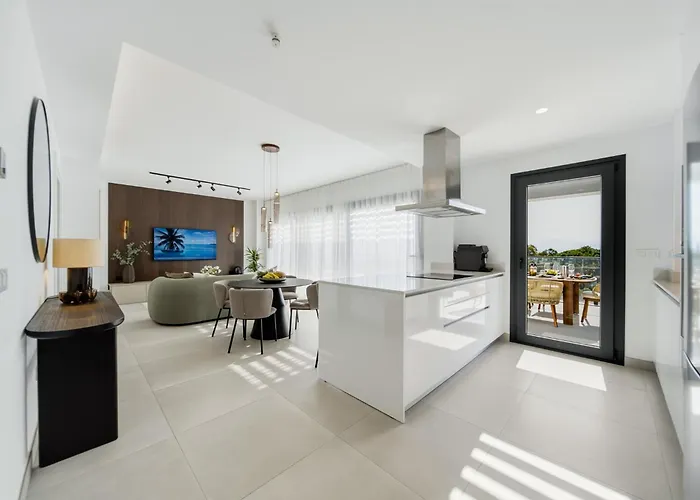 Duplex Penthouse Rooftop Jacuzzi Terrace Views