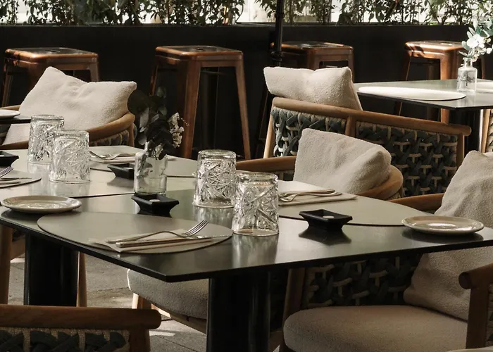 Hospes Puerta De Alcala, A Member Of Design Hotels