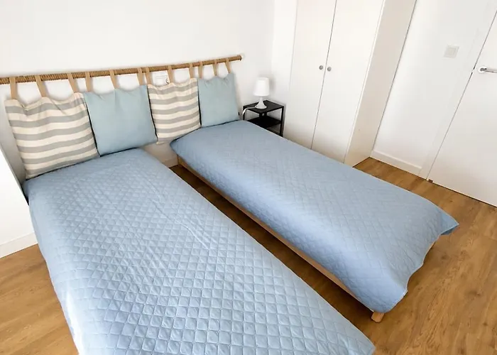 Lowenva Beach Apartment