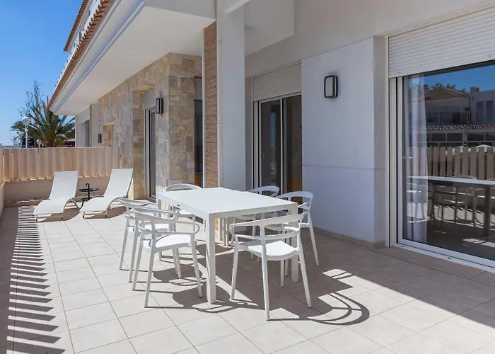 Apartamentos La Laguna I Luxury Apartments