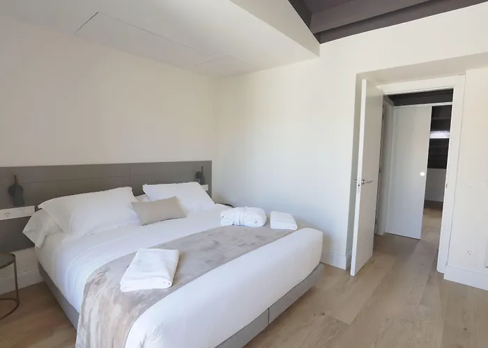 Apartaments Placa Del VI