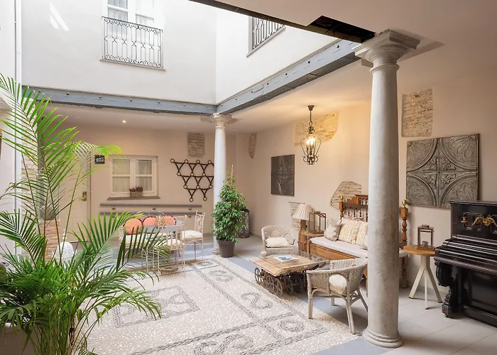 Apartamentos Luna Suites Palacio Almagra Granada