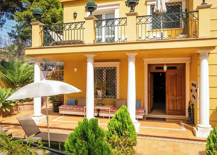 Bypillow Villa Lorena Adults Recommended