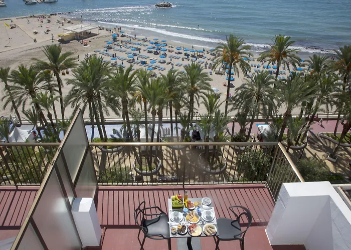 Casual Pop Art Benidorm By Casual Hoteles