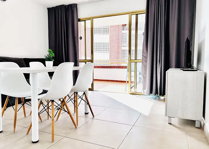 Trebol One Apartments By Mc