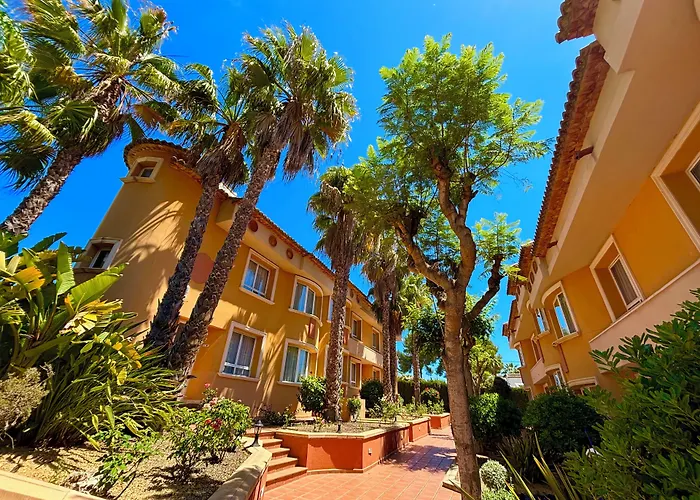 Aparthotel Bahia Pinosol