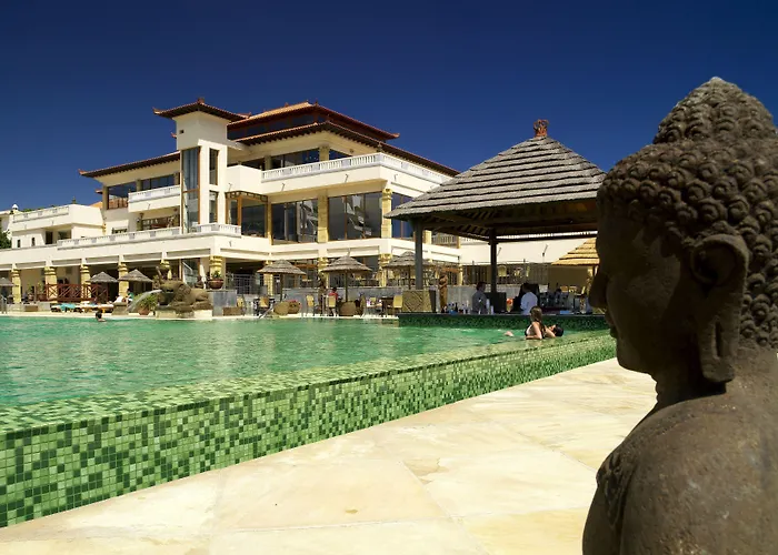 Regency Country Club, Apartments Suites