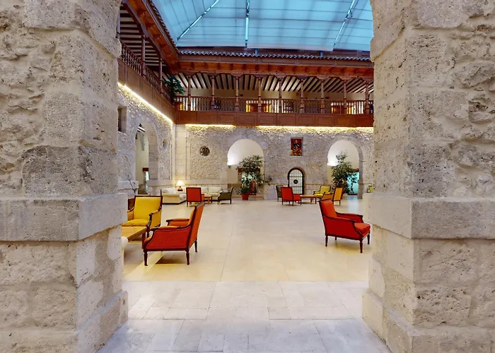 AZZ Peñafiel Las Claras Hotel&Spa