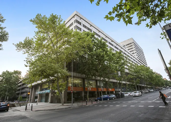 Pierre&Vacances Apartamentos Edificio Eurobuilding 2