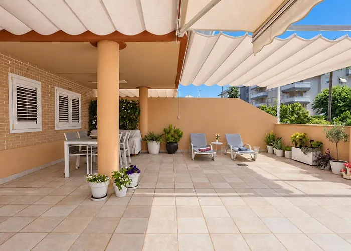 Apartamento Nuevo Con Gran Terraza Y Wifi En Canet