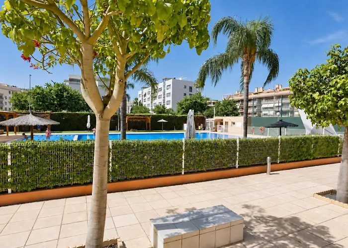 Apartamento Nuevo con Gran Terraza y Wifi en Canet