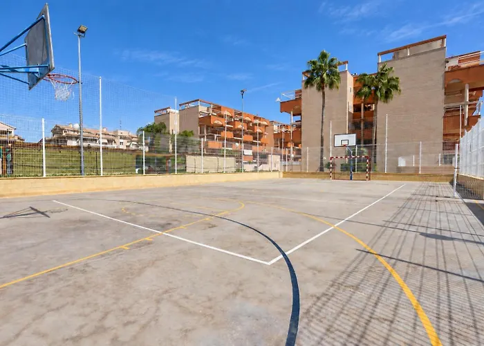 Apartamento Nuevo con Gran Terraza y Wifi en Canet